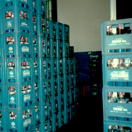 Sodas en sus cajones