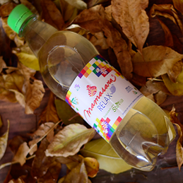 Botella Relax sobre hojas secas